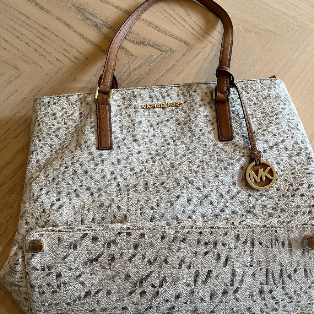 Michael Kors Logo Jet Set large travel tote bag with double handles